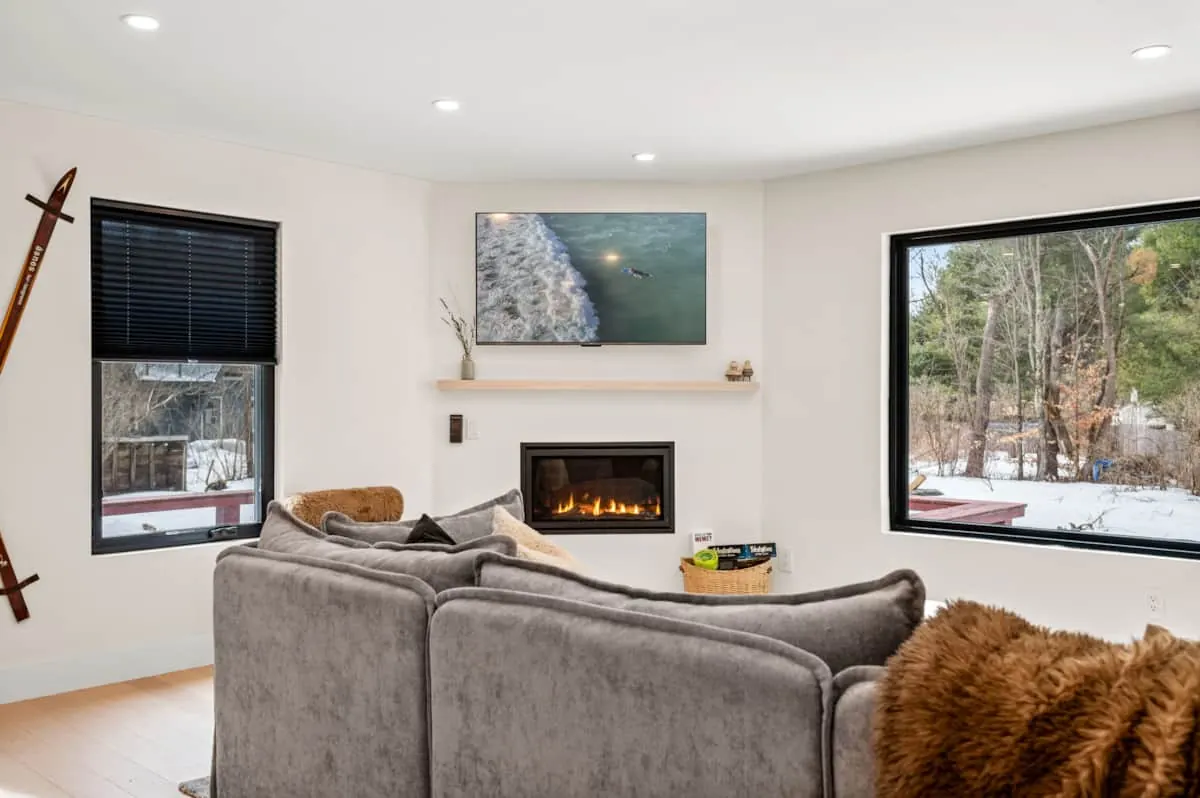 Living room with gas fireplace